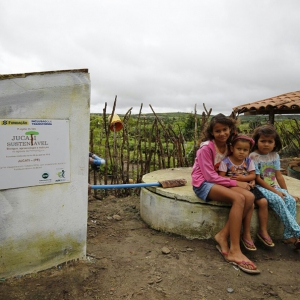Projeto reaproveita água de uso doméstico na agricultura familiar no sertão de Pernambuco