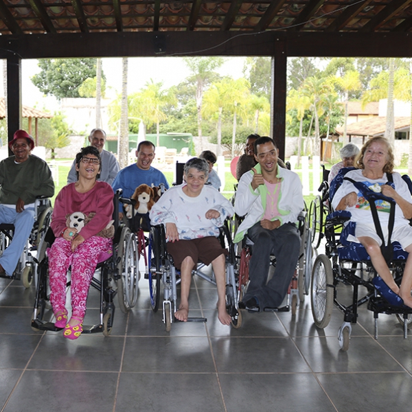 ONG que atende pessoas com múltiplas deficiências recebe investimentos para melhorias em Brasília